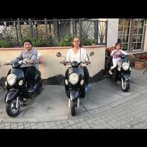 Meet your Posher, Maria